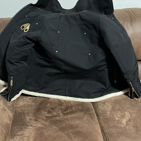 Moose knuckles Woman’s coat - Picture 3 of 3